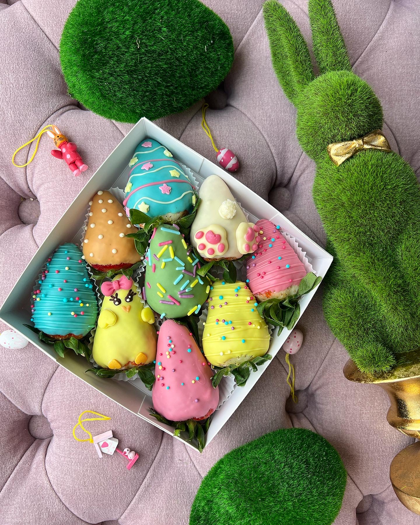 Veľká noc - jahôdky v belgickej čokoláde ChocoBoss